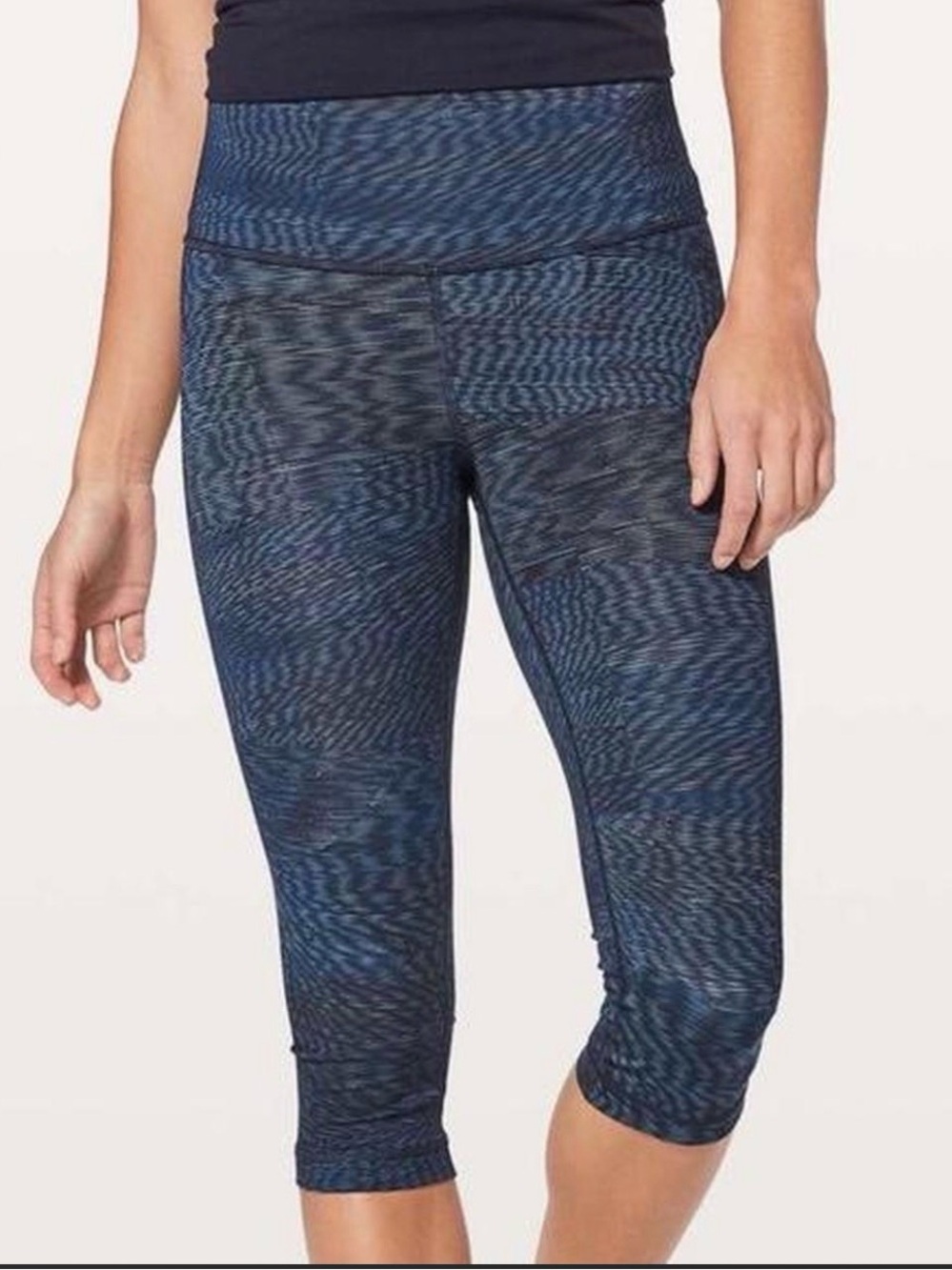 Lululemon High Rise Capri Leggings Blue 6